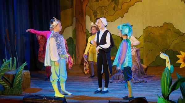 Спектакль «Приключения Незнайки и его друзей»