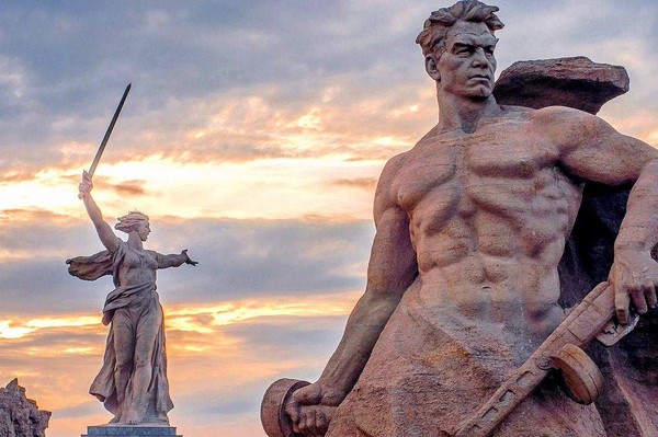 Исторический экскурс «Ты выстоял, великий Сталинград»