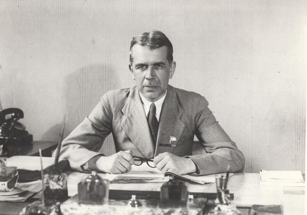 Информационный час «Свет – мое призвание»