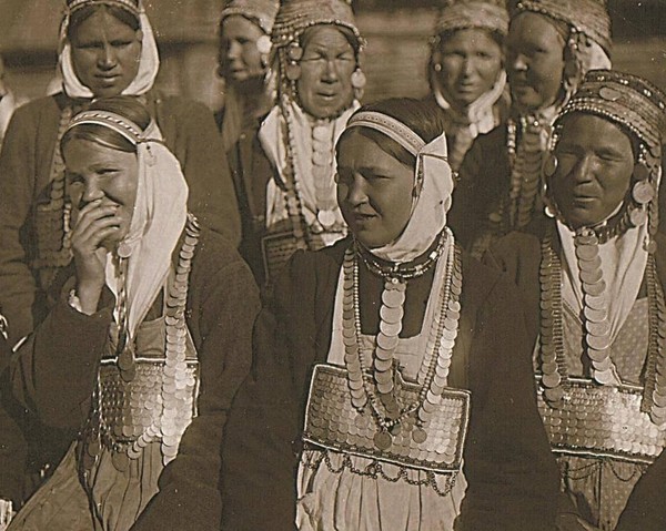 Лекция «Особенности чувашского костюма»