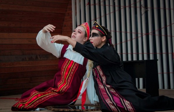 Спектакль «Бестиарий»