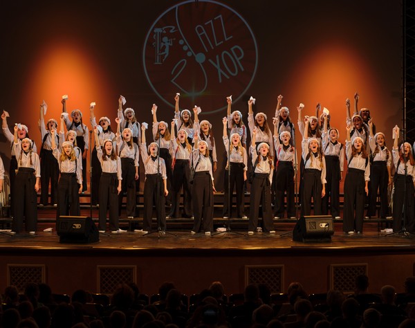 Из варяг в греки