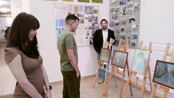 Выставка «Зимнее настроение в пейзажах П. М. Гречишкина»