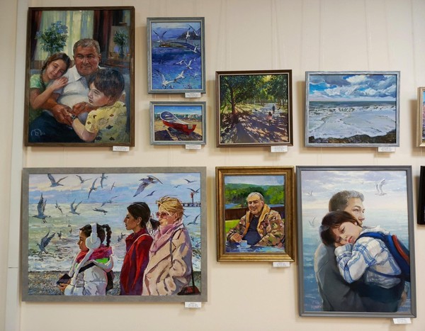 Выставка «Посвящаю папе…»