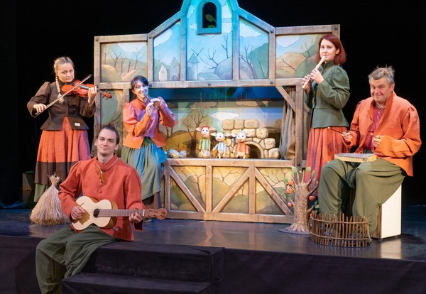 Спектакль «Три поросенка»