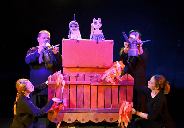 Спектакль «Кошкин дом»