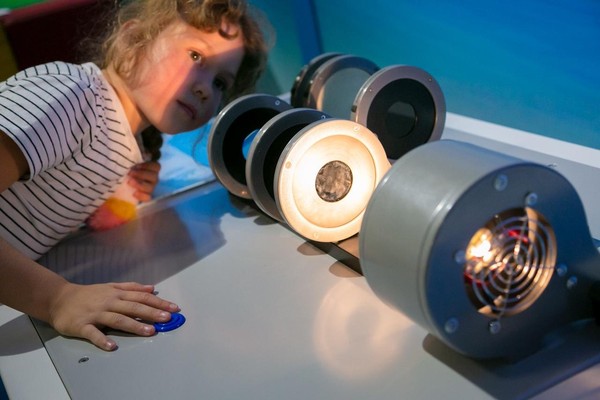 Программа «Свет и цвет»