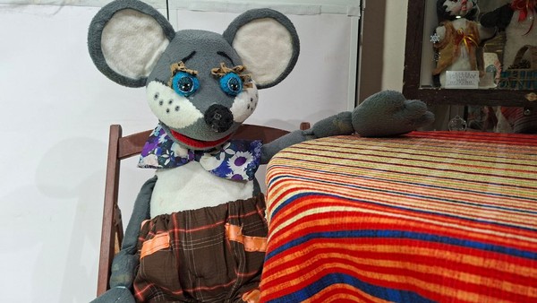 Весёлый мышонок