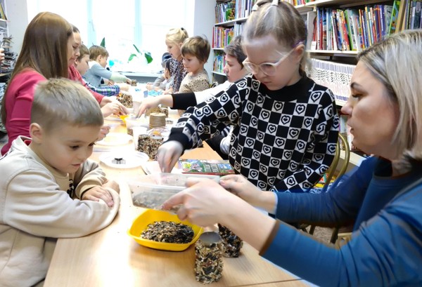 Семейный экологический час «Кормушки для зимующих птиц»