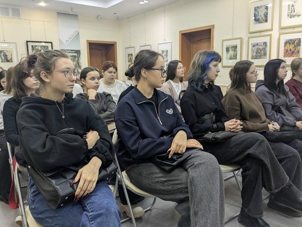 Литературно-музыкальная гостиная «Все чувства есть в моих стихах»