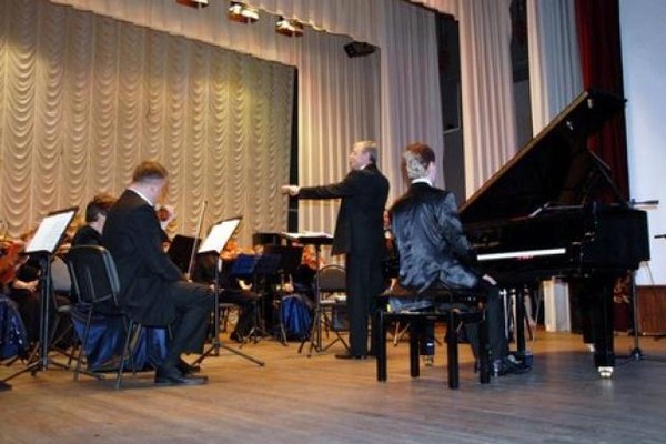 Концерт «Симфония и сюита»