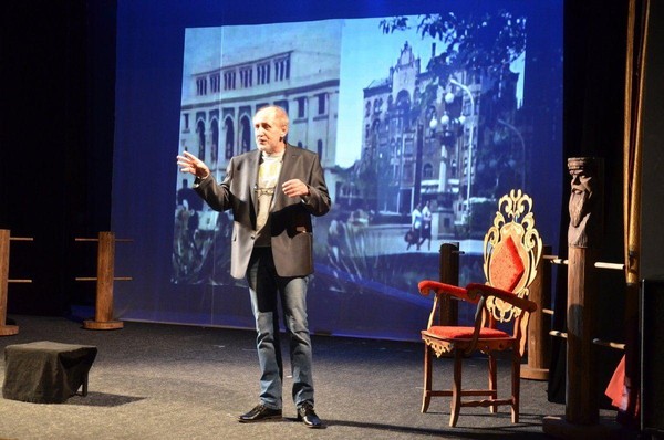 Творческий вечер в честь юбилея артиста-кукловода Бориса Егорова