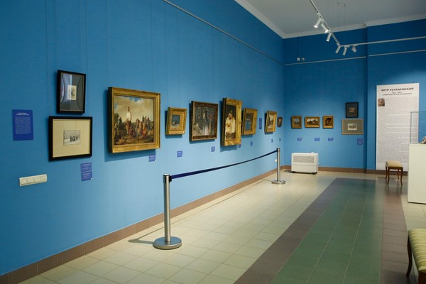 Экскурсия по выставке «Русское»