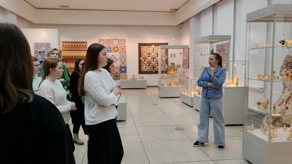 Сборная экскурсия по выставке «Губерния мастеровая»