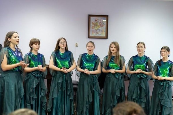 Отчетный концерт вокально-хорового отделения «Музыка наших сердец»
