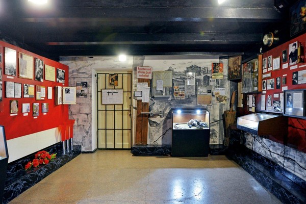 Экспозиция Дома-музея севастопольского подполья