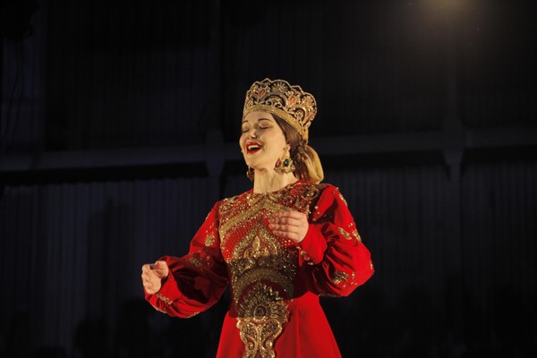 Спектакль «По морозу босиком...»