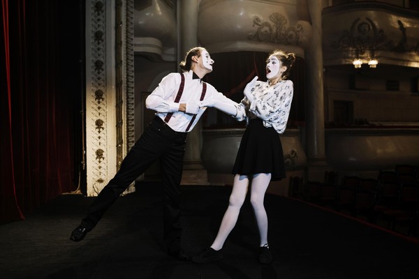 Спектакль «Обыкновенное чудо»