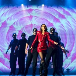 Легендарные хиты Enigma, Sandra, Gregorian в шоу «Mirror of Enigma»