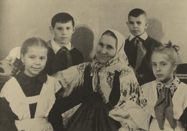 Фольклорная викторина «Сказки бабушки Анны»