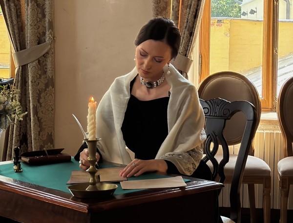 Музыка между строк