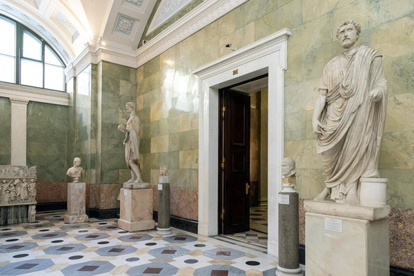 Спектакль-променад «Ящик Пандоры. Чудесный источник»