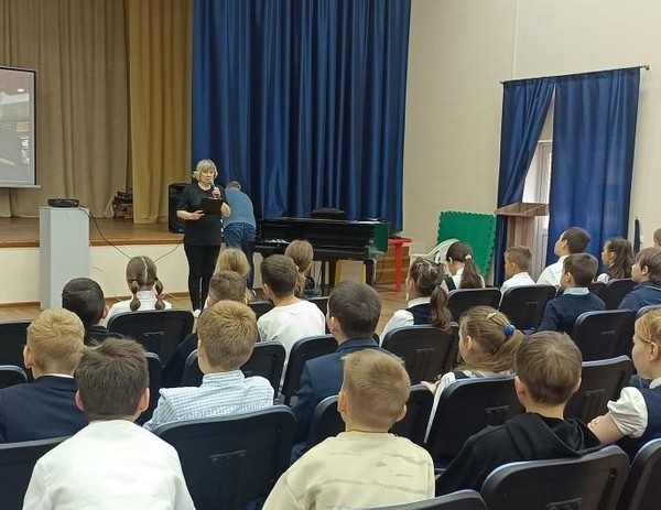 Просмотр фильма«Ко дню памяти» посвящённый выводу войск из Афганистана