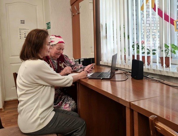 Занятия по цифровой грамотности «Флешка» в рамках проекта «Академия мудрости»