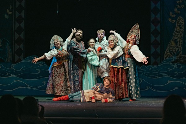 Спектакль «Аленький цветочек»