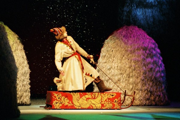 Спектакль «По щучьему веленью»