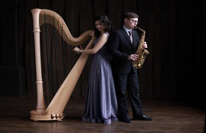 Романтический вечер при свечах с арфой, органом и саксофоном. От классики до регтайма