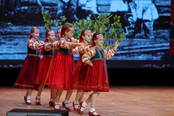 Концерт «Весна идет, весне дорогу»