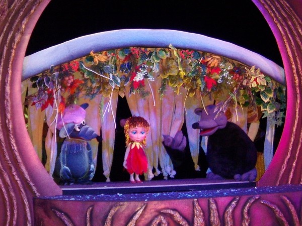 Спектакль «Дюймовочка»