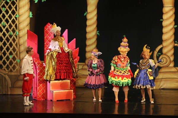 Показ детского спектакля В. Октябрьский «Невеста для Царевича»