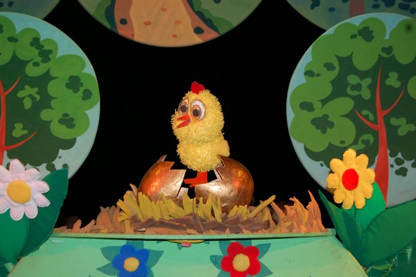 Спектакль «Золотой цыпленок»