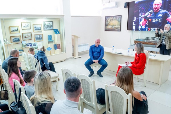 Проект «Омск-live: герои и истории»