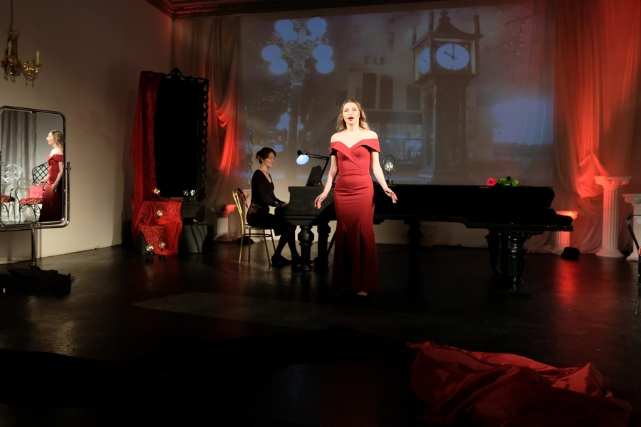 «Ожидание» Р.Рождественский — М.Таривердиев спектакль-концерт в формате кафе