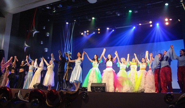 Концертно-развлекательная программа «Отключайся от сети»