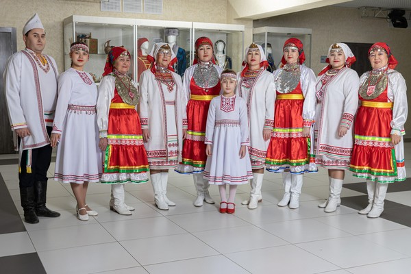 Отчетный концерт народного марийского фольклорного ансамбля «Марий Сем»