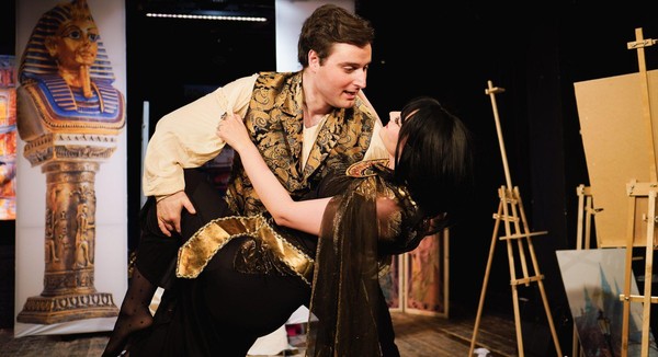 «ОСТОРОЖНО ЖЕНЩИНЫ!»