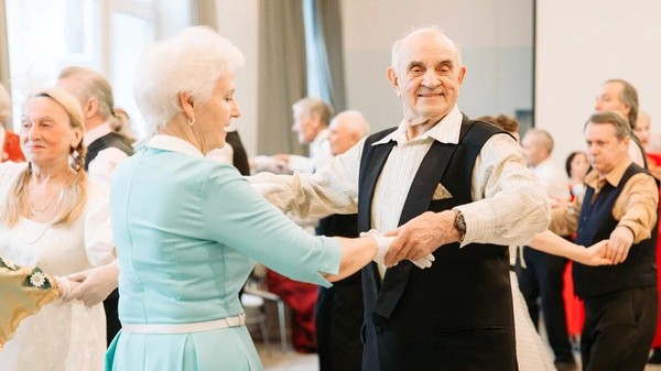 Танцевальная программа «Городская танцплощадка»