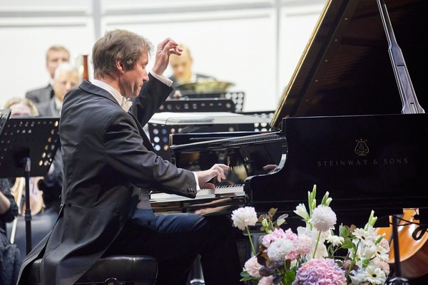 Николай Луганский