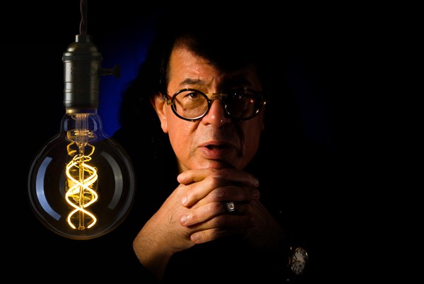 Игорь Корнелюк