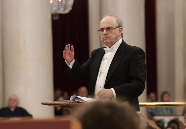 Программа «Чайковский. Концерт для скрипки с оркестром. Симфония № 6 «Патетическая»