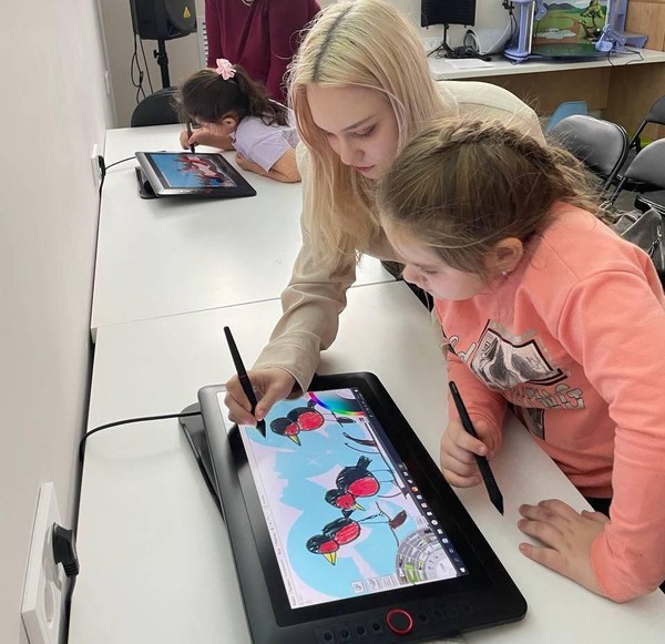 Арт-лаборатория «Рисуй, как художник»