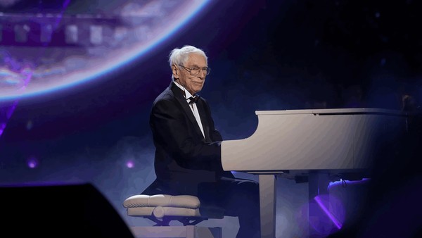 Концерт «Есть только миг»