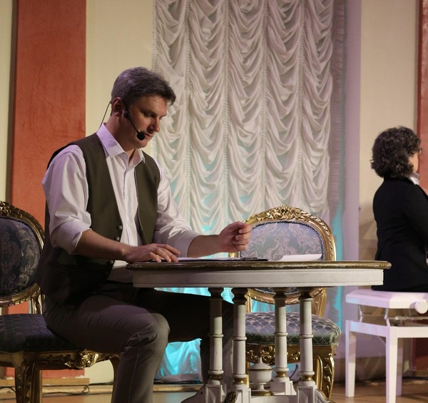 Концерт «Баллада о счастливом человеке, или Лунный камень Эдуарда Хиля»