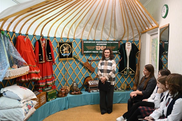 Познавательный час «Урок дружбы»