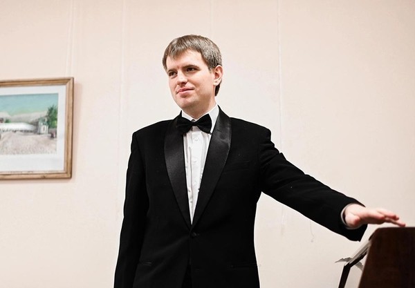 Литературно-музыкальная программа «На клавишах весны»