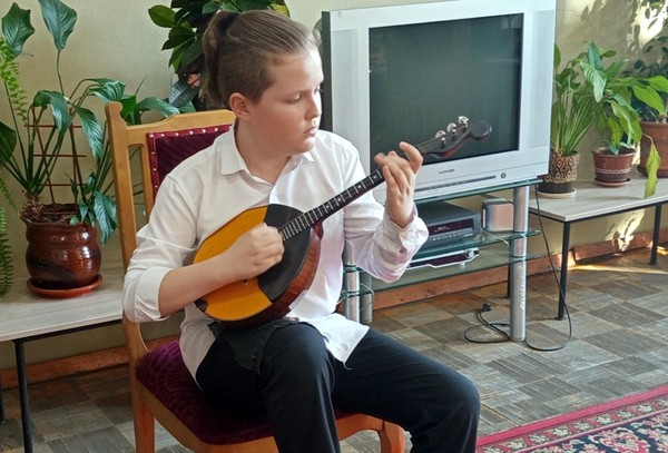 Весна приходит с музыкой